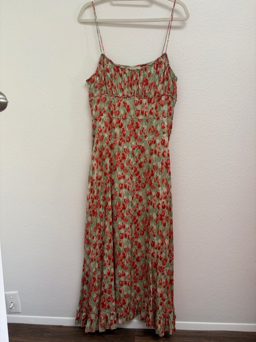 Doen Green Maxi Dress with Red Floral Tulip Print